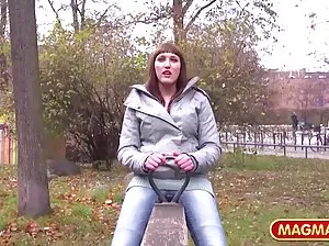 Vieux enseigner activement baisée un jeune étudiant