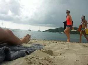 Petite soeur baise avec son frère comme la dernière salope