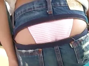 Latin une femme déshabillé et se masturber