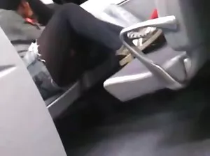 Poil long mâle baise blonde en bas sur sa terrasse