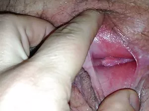 Jeune mec baise dans Anal deux vieux grands-mères