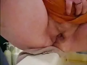 La mère russe a des relations sexuelles avec son fils et sa fille