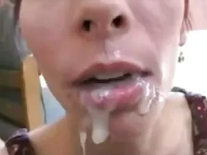 Busty leila est venu à la coulée