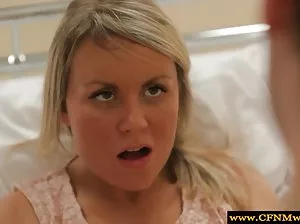 La jeune beauté se donna finalement à son petit ami