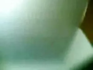 Il a puni le Secrétaire en drapant une jupe sur le lieu de travail (Tarra White)